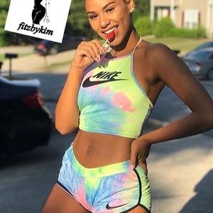 Nike 2 set  I have a s,m